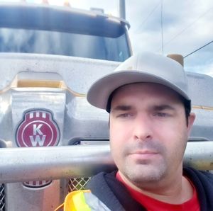 Meet your Posher, Wyte-chris